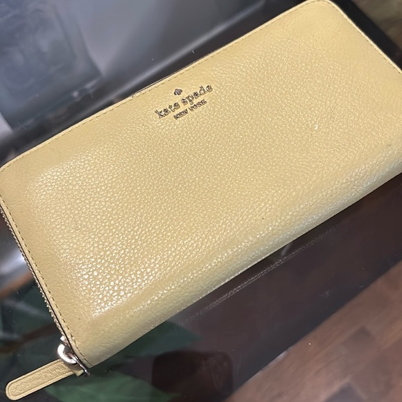kate spade Handbags - Kate Spade New York Yellow Staci pebbled leather large Continental wallet